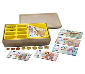 Kasa fiskalna Wissner z banknotami i monetami euro