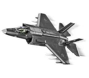 Cobi 5895 Armed Forces F-35B STOVL LIGHTNING II (Marina Militare Italiana) / 610 kostek / 1 figurka / 1:48 / od 8 lat