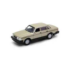 Welly Volvo 240 GL 1:34 złoty