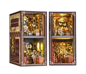 Puzzle 3D 2Kids Toys, miniaturowy domek z motylami, domek kolekcjonerski