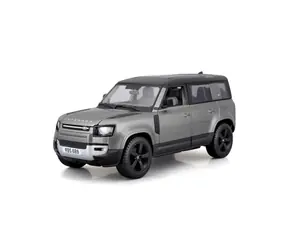 Bburago Land Rover Defender 110 2022 szary metalik 1:24 / od 3 lat