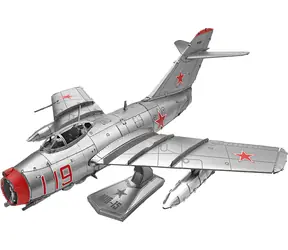 Puzzle 3D Metal Earth myśliwiec MiG-15 / 68 elementów / od 14 lat