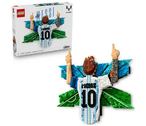LEGO® Editions 43018 Lionel Messi - Chwila zwycięstwa / Liczba elementów: 1427 / od 14 lat