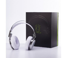 Słuchawki referencyjne PerfectSound d901 białe / przetwornik dynamiczny / 40 mm / 16 omów / gniazdo 3,5 / składane / etui