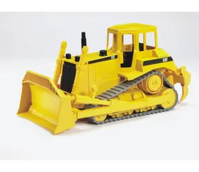 Spycharka Bruder 2422 Caterpillar / 1:16 / od 3 lat