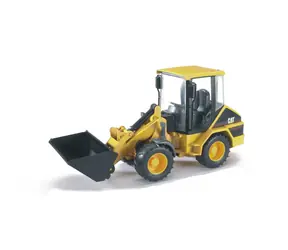 Ładowacz czołowy Bruder 02441 Caterpillar / 1:16 / od 3 lat