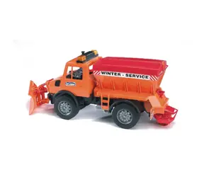 Bruder 02572 Rozrzutnik MB Unimog z pługiem / 1:16 / od 4 lat