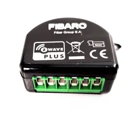 Moduł przekaźnika przełączającego Fibaro 2 (wbudowany) / 1x 2,5 kW / Z-Wave PLUS