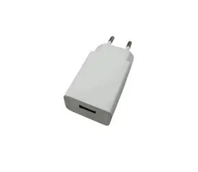 Ładowarka MicroConnect z portem USB biała / 5V / 1A