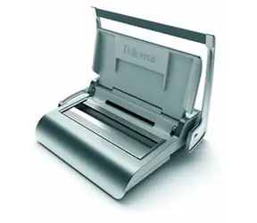 Segregator Fellowes Quasar-W / rozstaw otworów: 3/1" / szerokość robocza: 300 mm (format A4) / wielkość otworu: 4 x 4 mm