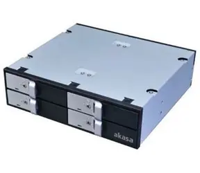 Akasa Lokstor M22 / 4X 2,5" SATA HDD/SSD do wewnętrznej kieszeni 5,25" / czarny