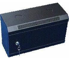 DATACOM 10" jednoczęściowy stojak 4U 140 (drzwi metalowe) czarny