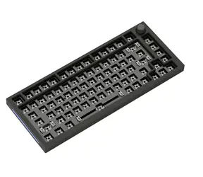 Glorious GMMK Pro Black Slate barebone ANSI czarny / klucz do gier 75% TKL. / bez przełączników / USB-C / układ ANSI / RGB / 1,8m