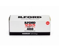 Ilford XP-2 Super 120 /film czarno-biały/ISO 400/27°