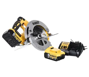 DeWalt DCS570P2 / Akumulatorowa piła tarczowa / 18 V XR Li- ION / ostrze 184mm / 2x 5.0Ah / walizka