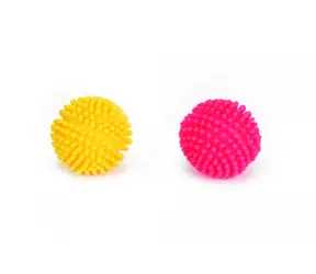 Piłka Beeztees z kolcami, winylowa 8cm