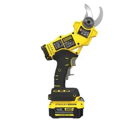 Stanley V20 SFMCPP32M1 / Sekator akumulatorowy / 18 V / Li- ION / 1 x 4,0 Ah / ładowarka / walizka