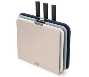 Zestaw noży Joseph joseph Boards PLUS / 3 szt. noży + 3 szt. deski do krojenia