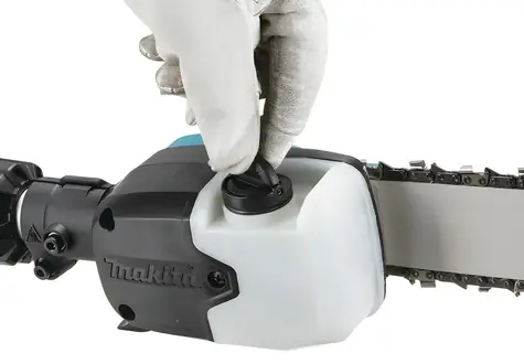 Akumulatorowa piła łańcuchowa Makita 40 V / Piła do przycinania / Długość prowadnicy 30 cm / Prędkość łańcucha 20 m/s