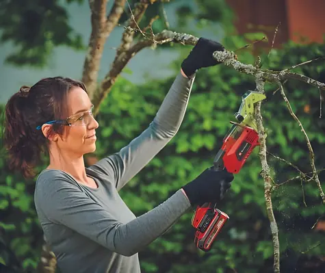 Einhell GE-GS 18/150 Li-Solo / Akumulatorowa piła do gałęzi / Długość ostrza 150 mm / Maks. grubość gałęzi 10 cm / Bez akumulatora