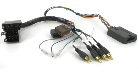Connects2 SWC AU 03 / Adapter sterowania z kierownicy / do Audi / Złącze ISO