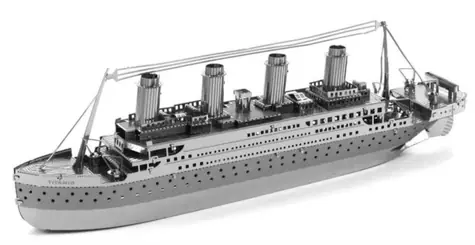Puzzle 3D Metal Earth Titanic / od 14 lat