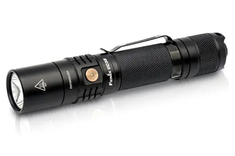 Fenix UC35 v2.0 / Latarka / 1000 lm / poświata 266 m / Li- ION / IP68