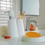 Dozownik do mydła Spirella MOVE biały / plastik / 300 ml